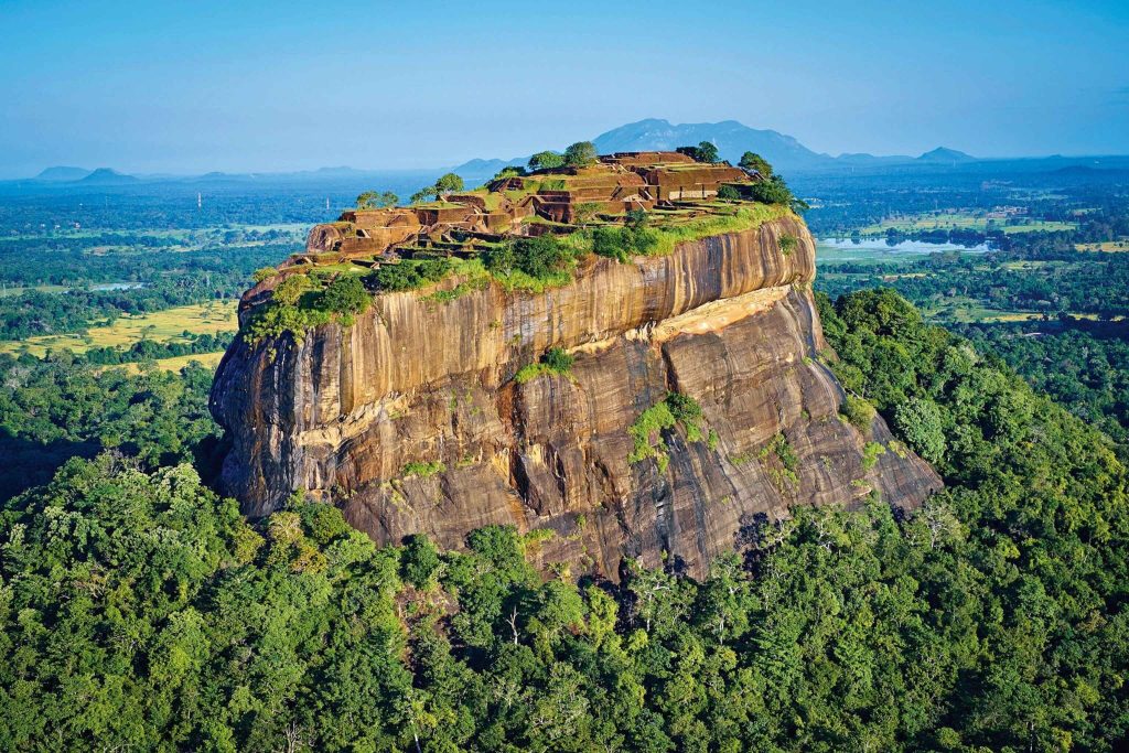 03-sigiriya-rock (1)