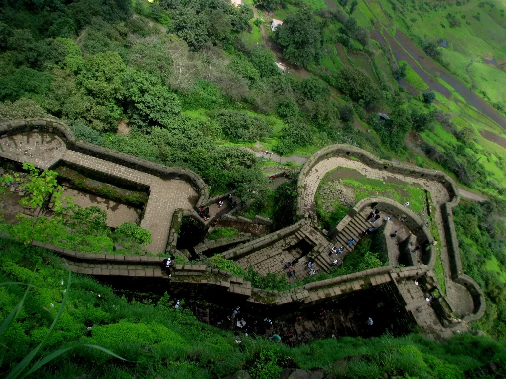 Greenery_at_Lohagad_Fort