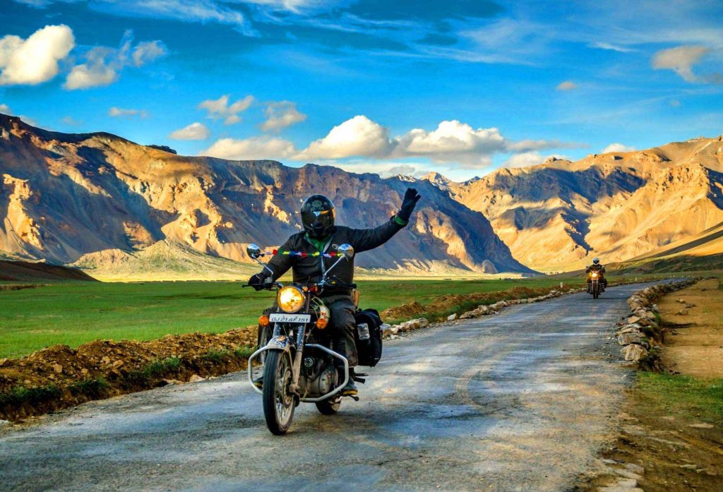 Ladakh-bike-tour-package-banner (1)