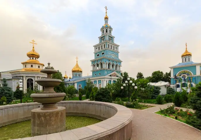 Tashkent_Cathedral_of_the_Russian_Orthodox_Church